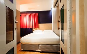 Cloud 9 Lodge